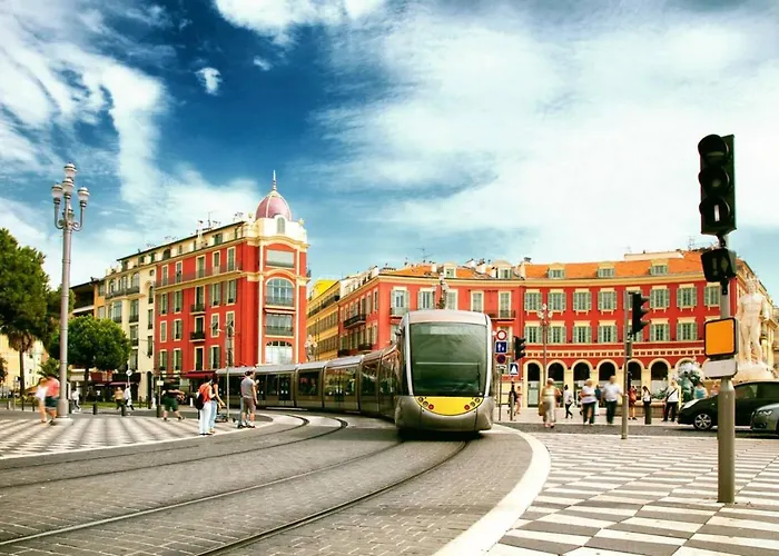Sea - 2 Bedroom - Kitchen - Wifi - Tramway - Air Conditioner